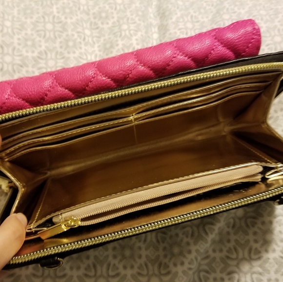 Pink Betsey Johnson Heart Quilted Wallet/Clutch - Picture 6 of 7